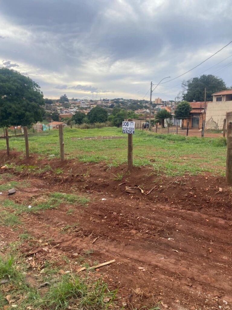 Terreno na Rua 01